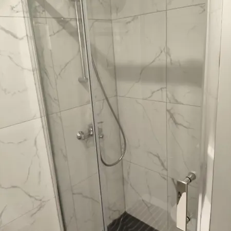 Cozy 1br Close To Harbour,sea,& * Paphos