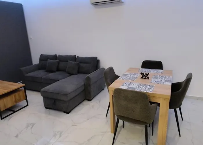 Cozy 1br Close To Harbour,sea,& アパート