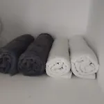 דירה Cozy 1br Close To Harbour,sea,& פאפוס