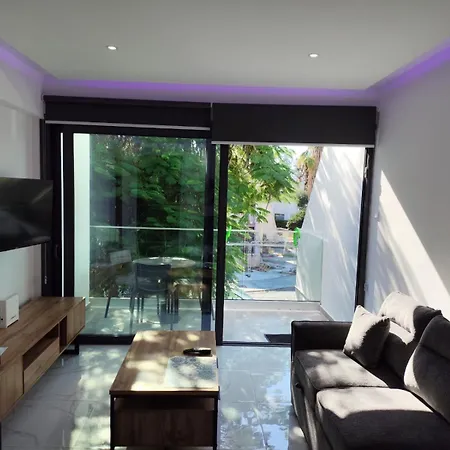 Cozy 1br Close To Harbour,sea,& * Paphos