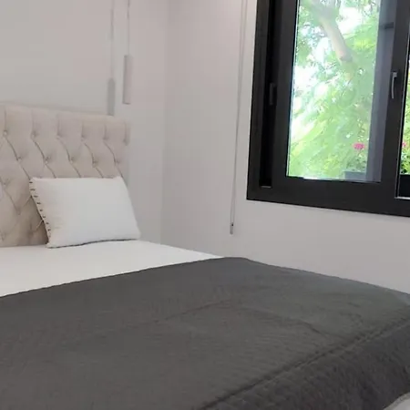 Cozy 1br Close To Harbour,sea,& Appartement Paphos