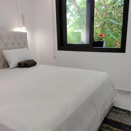 Cozy 1br Close To Harbour,sea,& Appartement Paphos